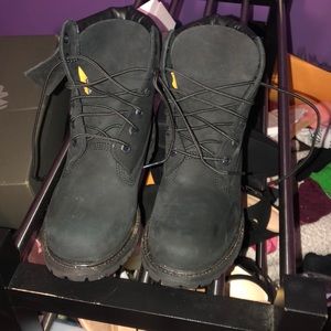 Women Timberlands size 8